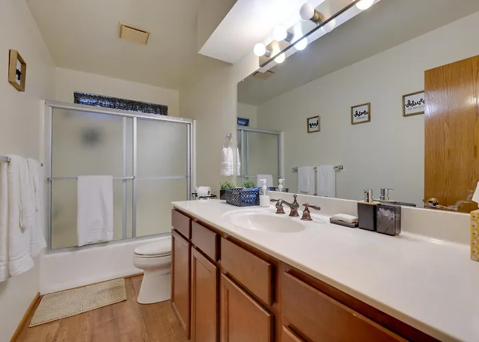 Holiday home 2 Mi To River, Mohave And Laughlin Casinos *